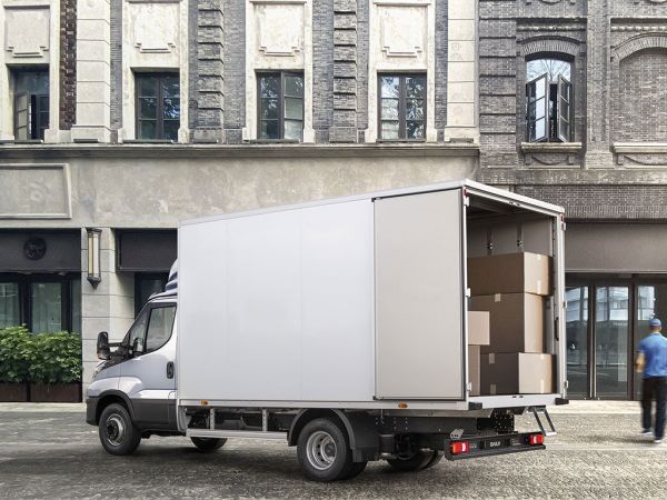 Iveco Daily bakwagen verhuizen